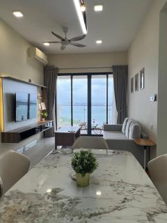 High floor with atmosphere and sea view, can accommodate 5-6 people - 1