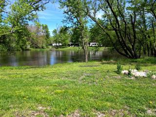 Riverside Retreat - Renovated Home on 15 Acres! - 7