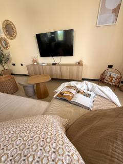 Lumos - Light Filled Retreat with garage parking in Pula - Pula - 8