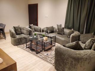 شقة راقية 1-2 ثلاث غرف نوم - Khobar - 2