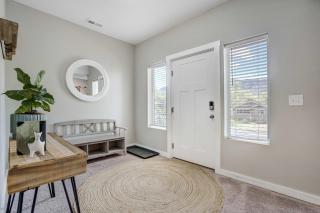 Power Haus Scenic Escape w Gym & Outdoor BBQ - 4