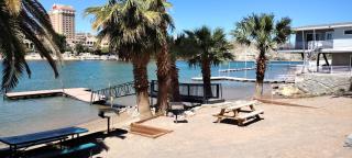 #2 bedroom cozy SUITE, 1 min walk to the beach # - Bullhead City - 9