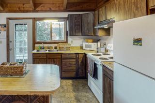 Lake View Cabin - Joseph - 4