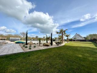 Superbe Villa tout confort avec piscine chauffée er couverte et spa à 2 pas de la plage - Fouesnant - 2