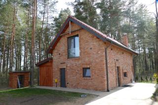 Ceglany Domek z jacuzzi, nad jeziorem, przy lesie - Tomaszkowo - 8