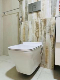 Resort Style living 1BHK The Springs Apartments - Lahore - 5