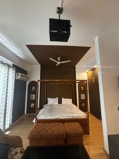 Projector room by stayease - Lucknow - 7