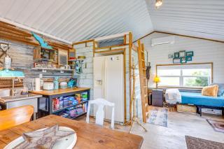 Bunkhouse on Working Texas Ranch with Horses and Cows! -  - 2