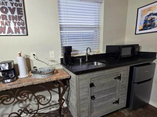 Fredericksburg Stay W Patio, Fire Pit & Hot Tub - Fredericksburg - 8