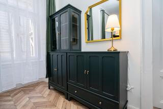 Gozsdu Court Pollack - Deluxe Apartment - Budapest - 9