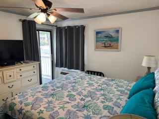Perfect Location at the Beach! 1st floor Unit ! - Myrtle Beach - 9