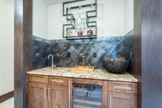 Elkstone Retreat by Exceptional Stays - 3