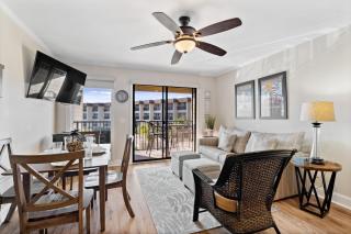 Coastal Comfort Escape - Beach & Tennis Resort & Beach Access - Hilton Head Island - 9
