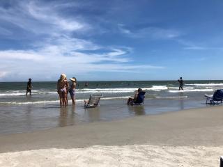 Coastal Comfort Escape - Beach & Tennis Resort & Beach Access - 5