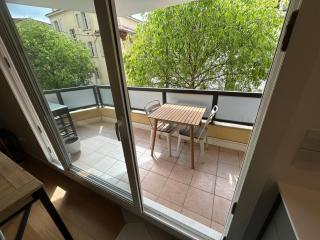 Appartement 2 Pièces Rénové avec Terrasse et Garage - Cannes - 6
