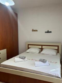 Silent Apartment - Golem - 3