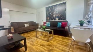 2 Bed Apartment Hosted by Ali - London - 0