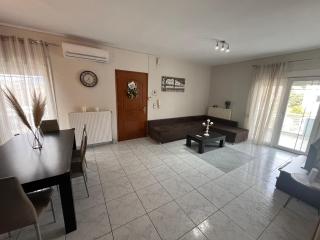 tall house - Néa Péramos - 4