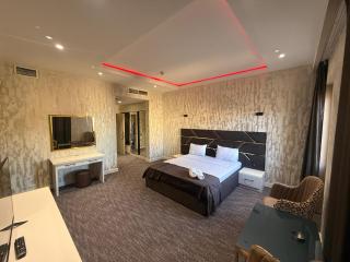 Hotel 9 - Baku - 0