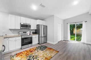 Close to Atlantic Ave, Beach! Hot Tub-5 Beds-King - Delray Beach - 2