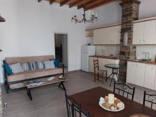 Emily's Guest House - Mirsíni - 9
