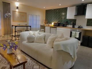The Olive Nest - 9