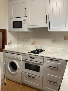 Adosado rustico familiar amplio - 9