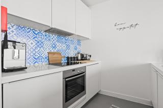 #25 World Famous Rotunda 18th floor skyline views - 6