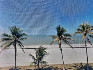 Seaside 305 - Fort Myers Beach - 8