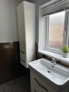 Spacious 3-Bed Flat in Jesmond - 3