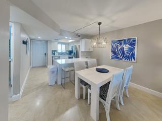 Seaside 307 - Fort Myers Beach - 3