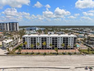 Seaside 402 - Fort Myers Beach - 5