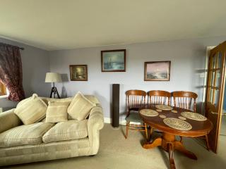 Hardy View Farm House - 8