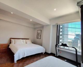 Apartamento zona 10 - - 7