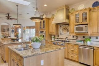 Keys Creek Villa, 50 acres, pool, theater, sports and seclusion - Valley Center - 2