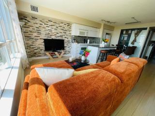 Luxury Livings in Downtown Toronto - Vaughan - 8