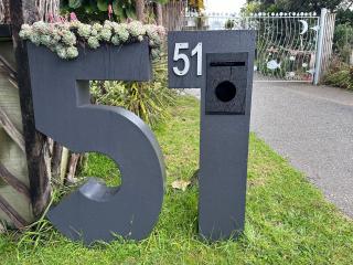 Studio 51 - 30 seconds to the beach - Waikanae - 9