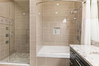 UltraLuxe Apt in Boston Brownstone 1 - Brookline - 1
