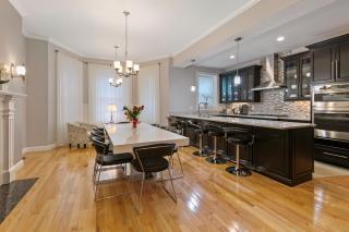 UltraLuxe Apt in Boston Brownstone 1 - Brookline - 9