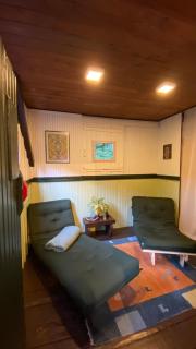 Rainforest Retreat Home and Waterfall - Balneário Camboriú - 0