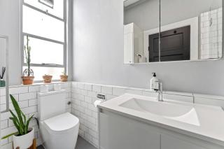 NY Style 3 Bed Character Apartment in Auckland CBD - 6