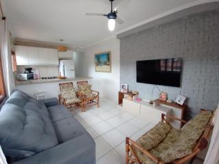 Deoclécio Casa com Piscina e Churrasqueira - Ubatuba - 0