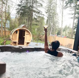 Glacier Run, Hot Tub, Sauna,Movie Theater, WiFi, EV - Ashford - 3