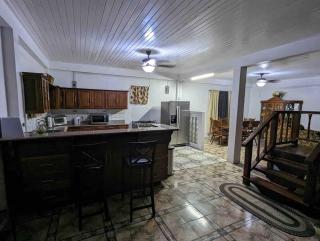 Lyn's Place - Georgetown - 6