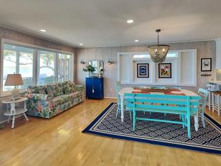 The Hydeaway - Surf City - 7