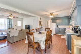 5 Mi to Chatuge Lake Hayesville Hideaway! - Hayesville - 4