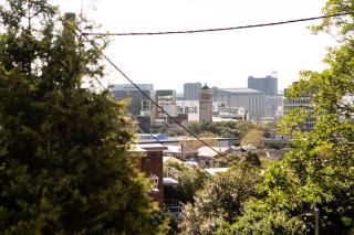 Private Retreat on The Hill - Newcastle - 3