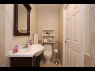 Sonoma Getaway for Two - Great Location - 1