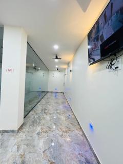 Hotel Grand Central - Jāmb - 9
