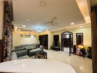 4BHK Private Villa with POOL - Gurgaon - 7